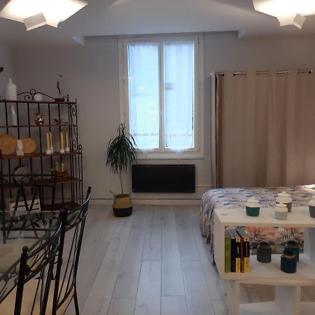 Gordaine Apartamento Bourges Exterior foto